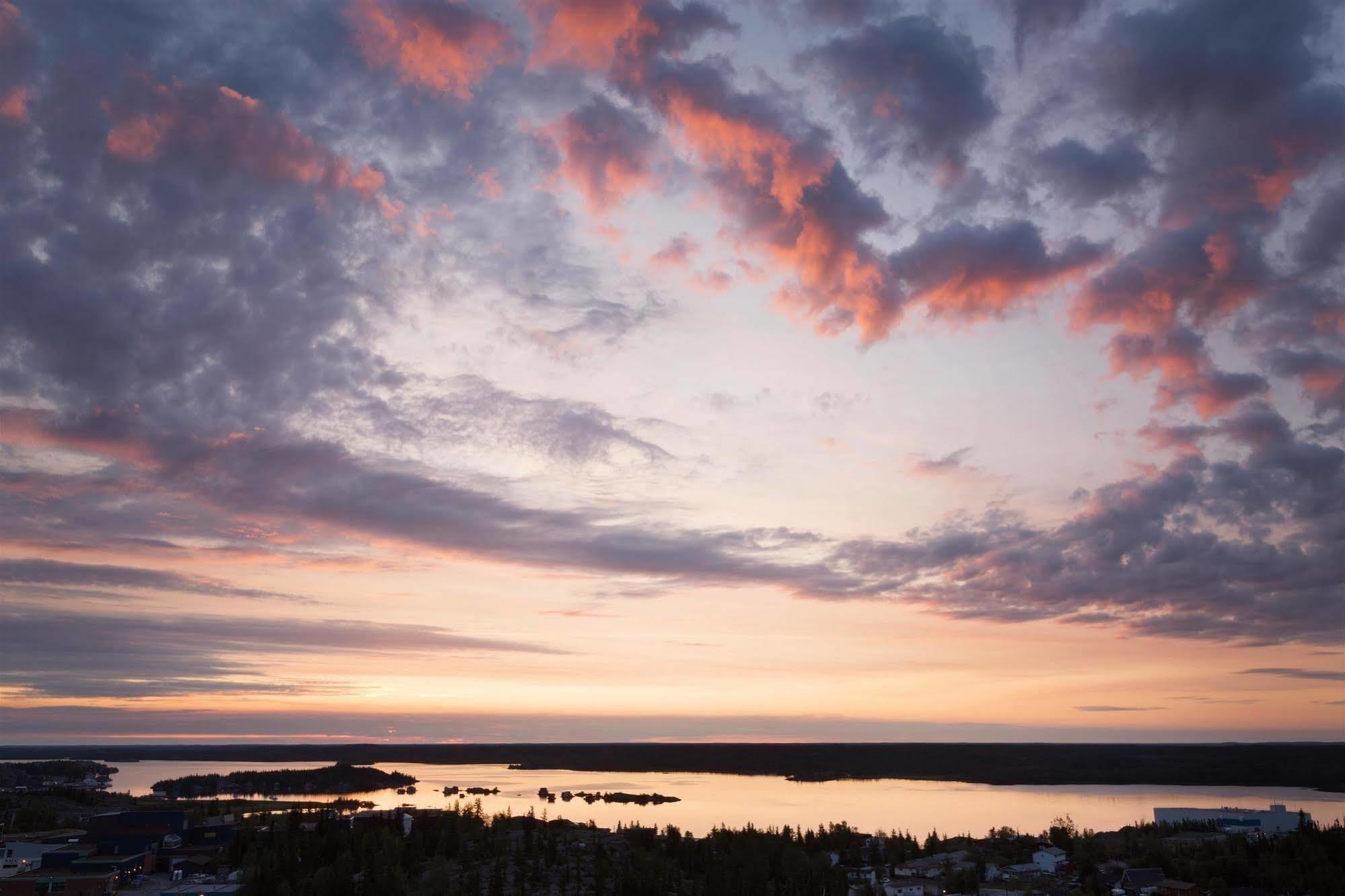 Coast Fraser Tower Yellowknife Dış mekan fotoğraf