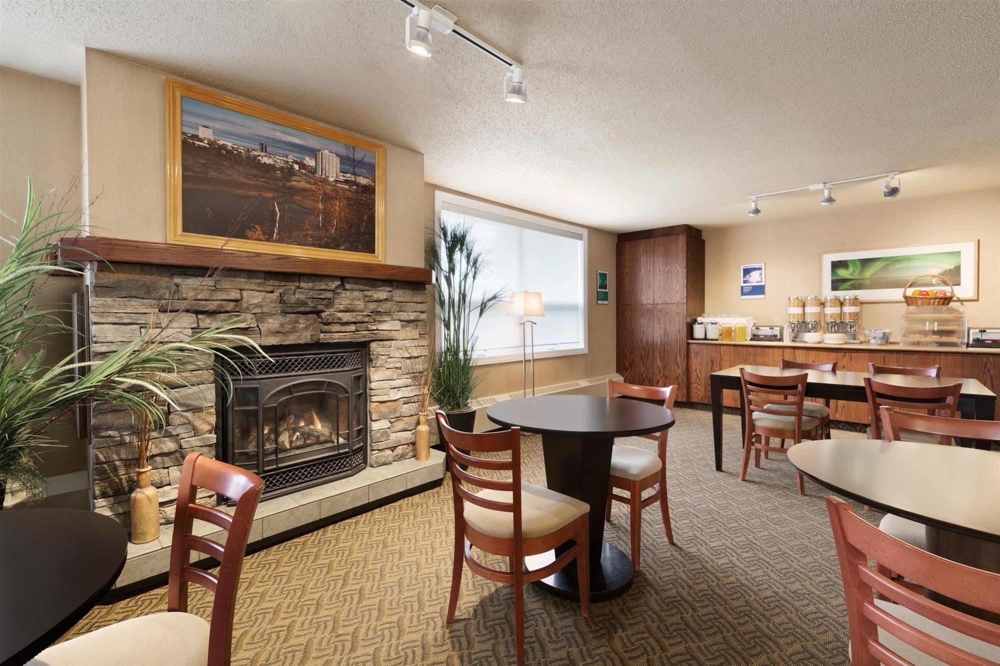 Coast Fraser Tower Yellowknife Dış mekan fotoğraf